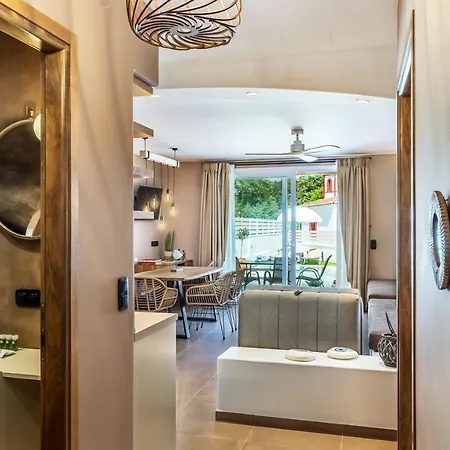 Agnontas Luxury Villas Exterior photo