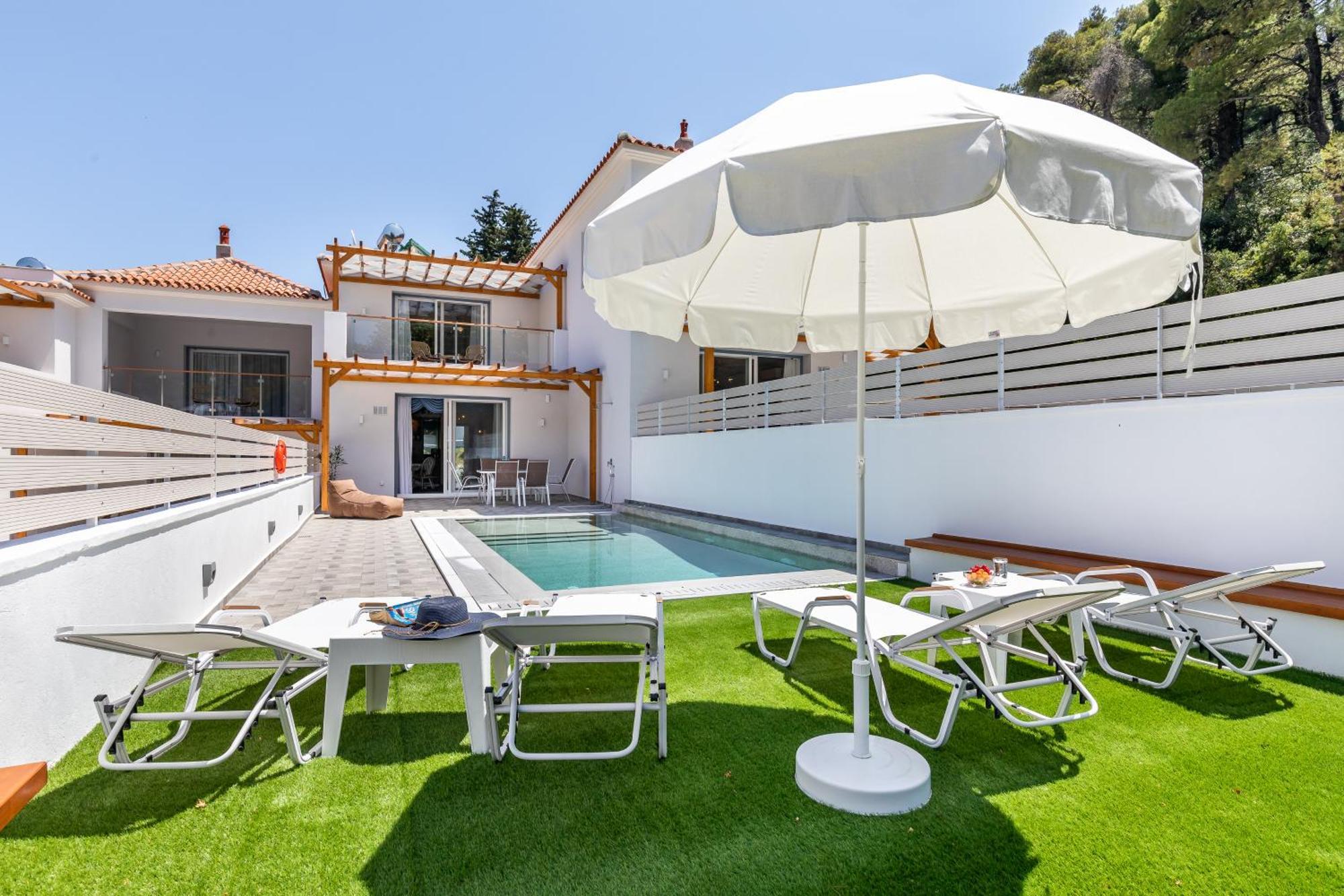 Luxury Agnontas
