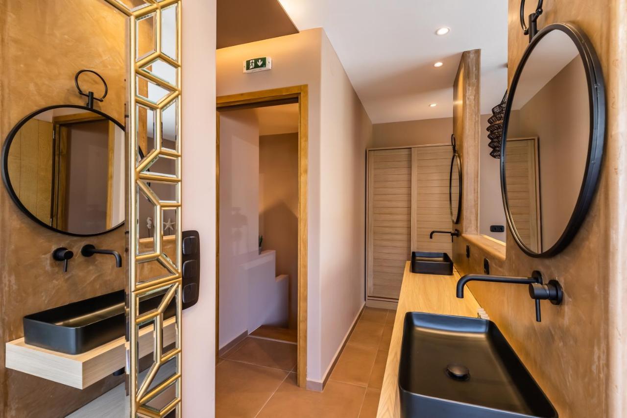 Luxury Villa Agnontas