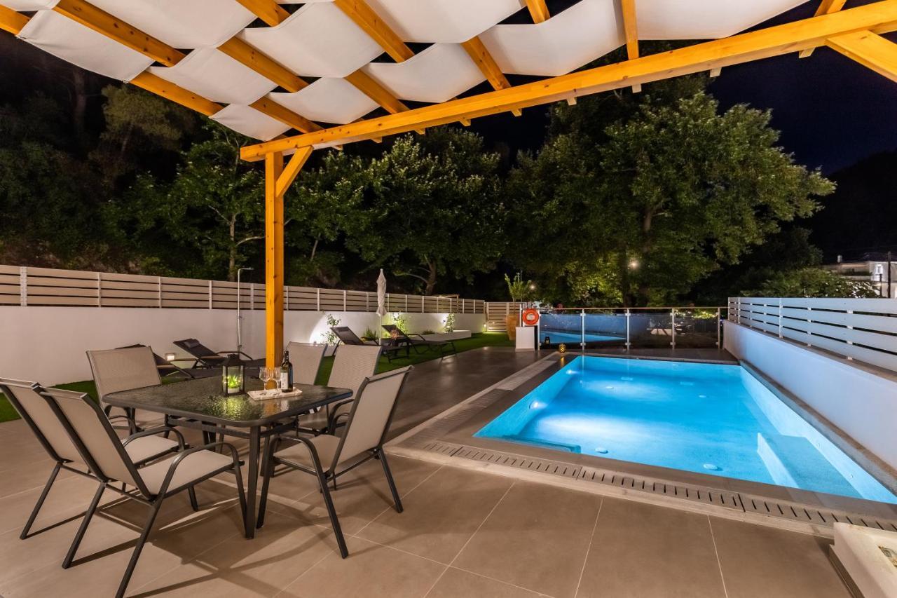 Luxury Villa Agnontas